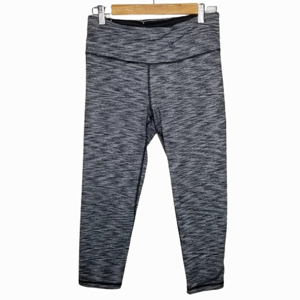 PICK 3 FOR $20 Victoria's Secret Sport VSX Knockout Crop Leggings Pants Size M